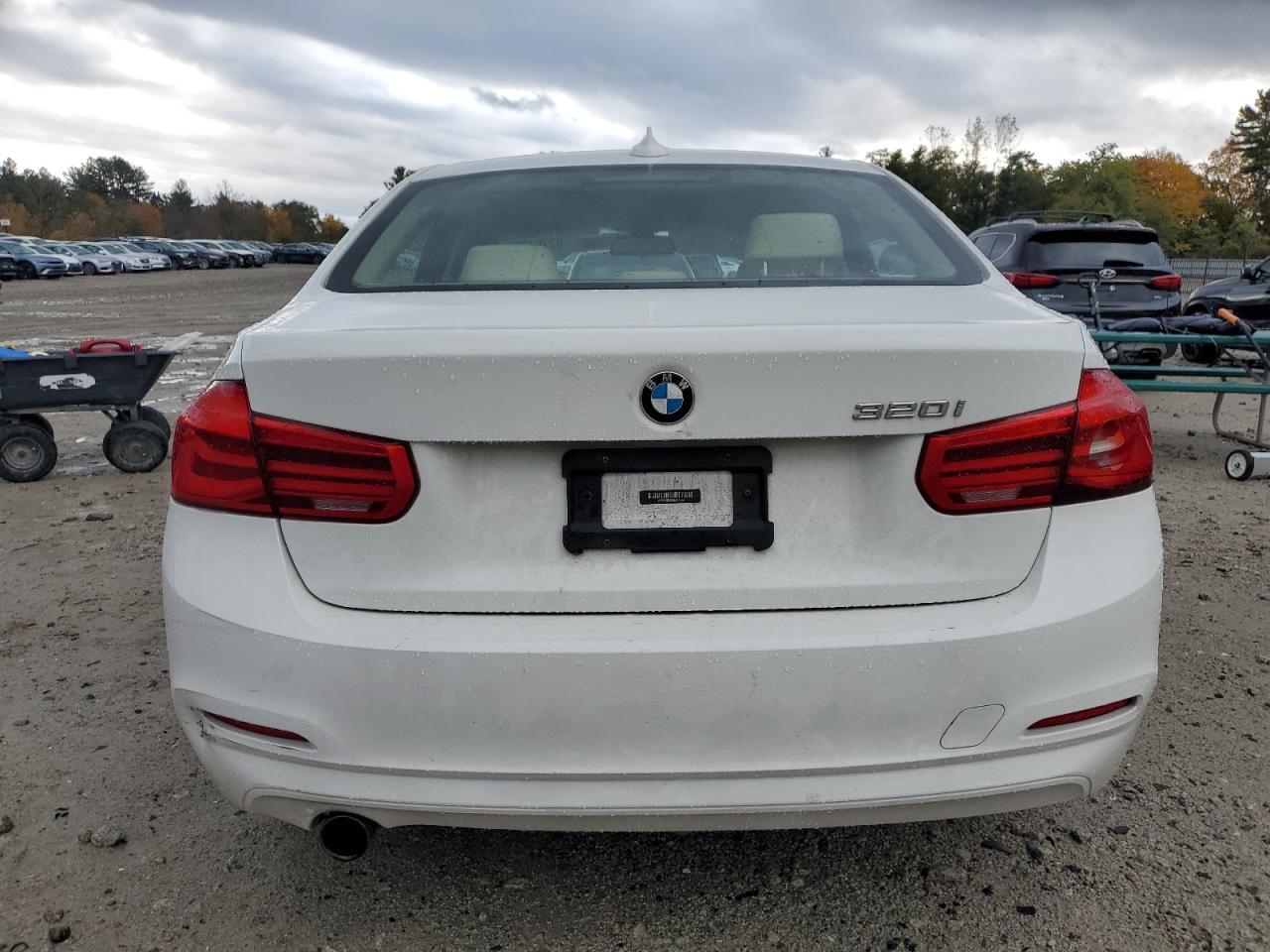 2016 BMW 320 I - Фото 6