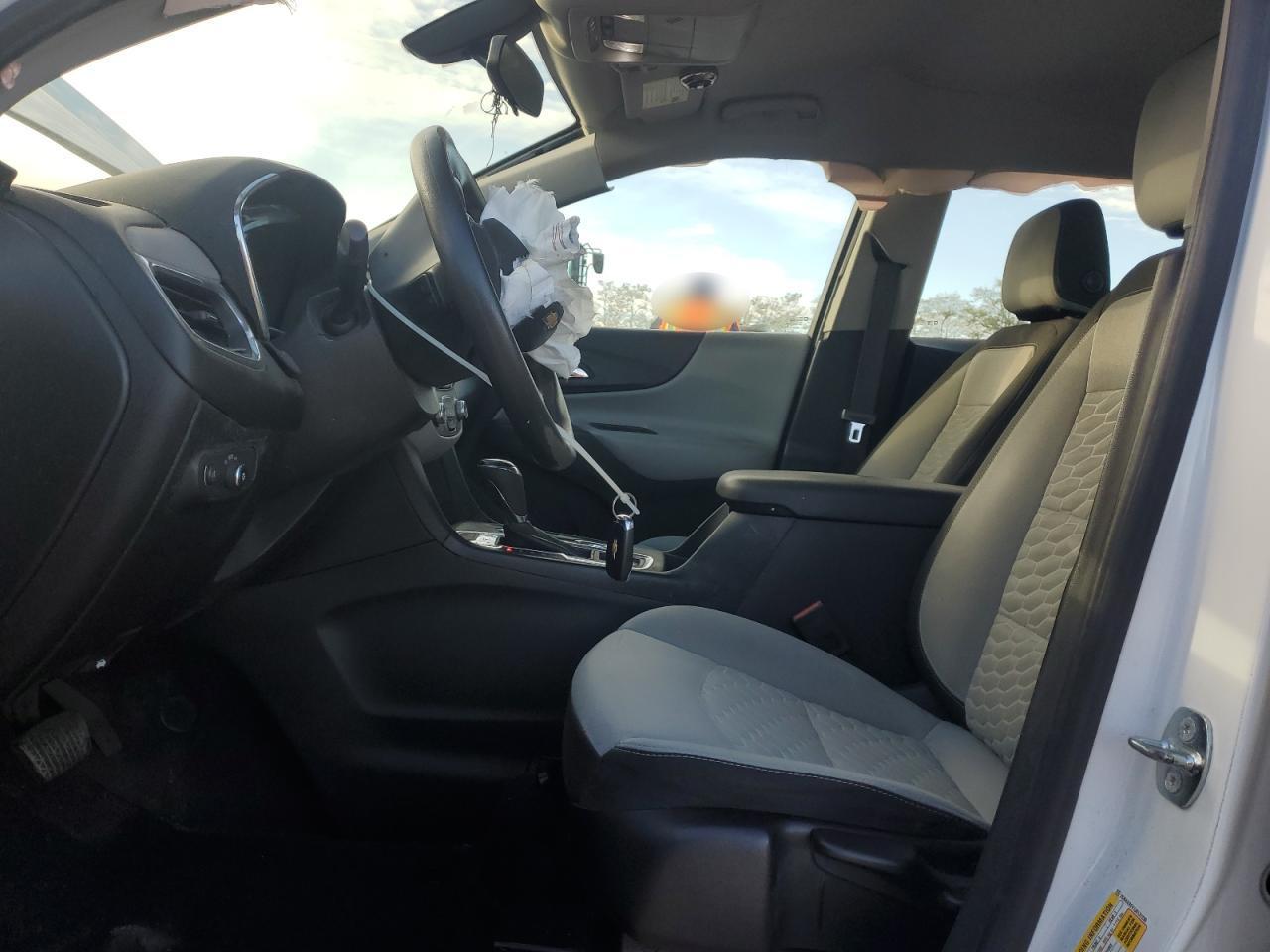 2018 Chevrolet Equinox Ls - Фото 7