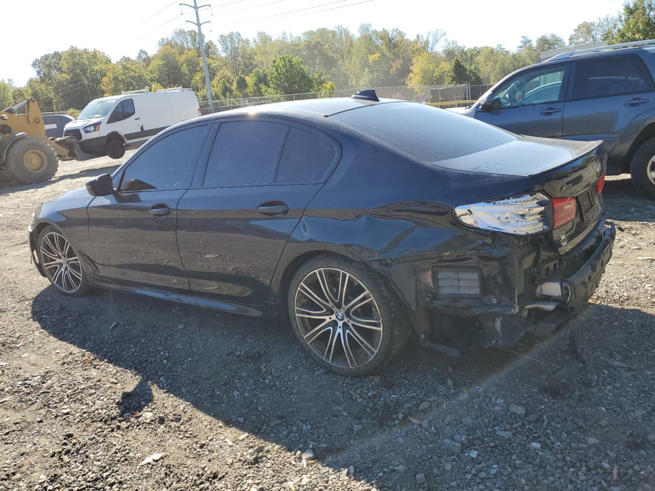 2020 BMW M550Xi - Фото 2