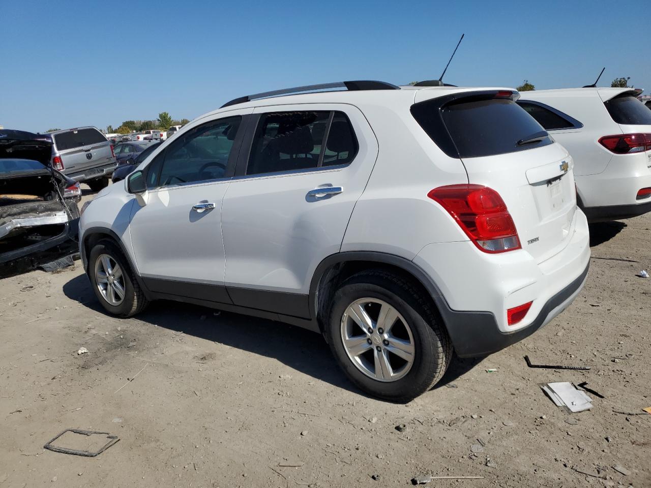 2017 Chevrolet Trax 1Lt - Фото 2