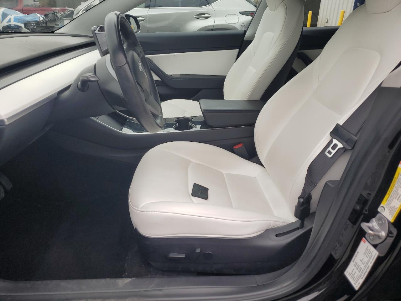 2018 Tesla Model 3 - Фото 7