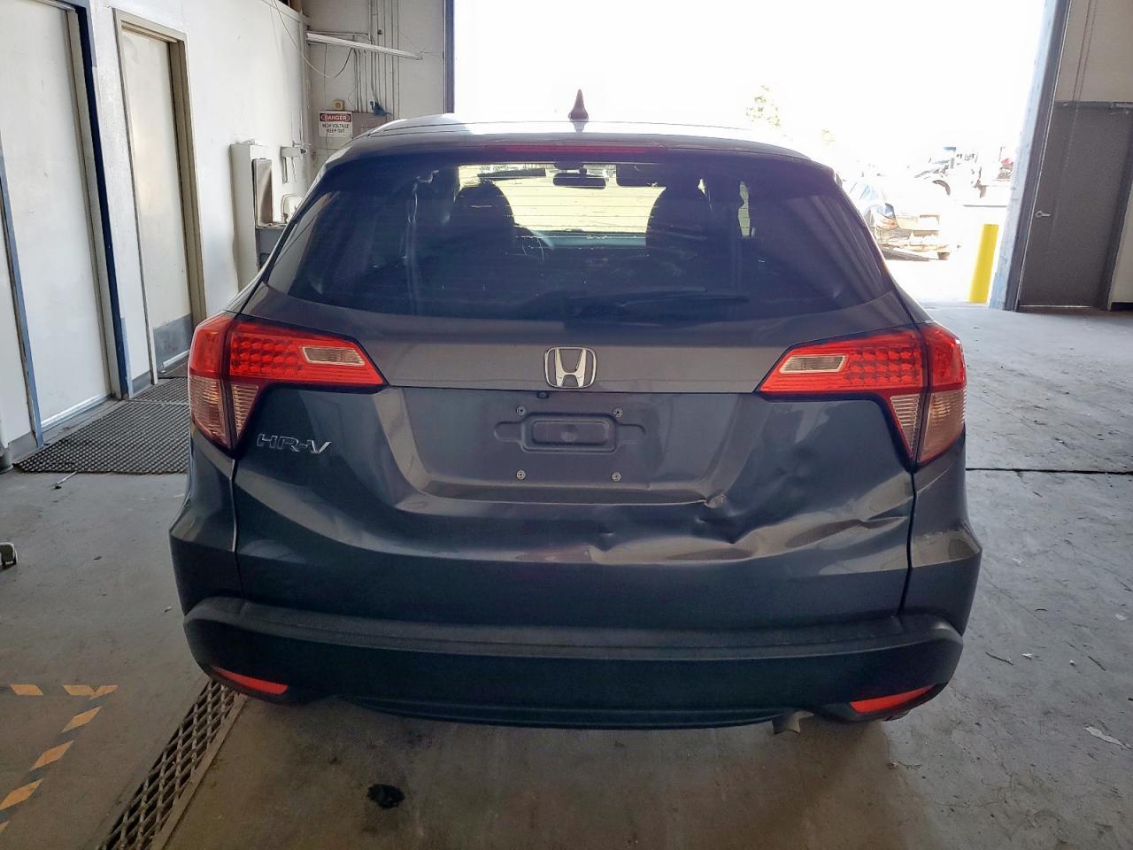 2017 Honda Hr-V Lx - Image 6