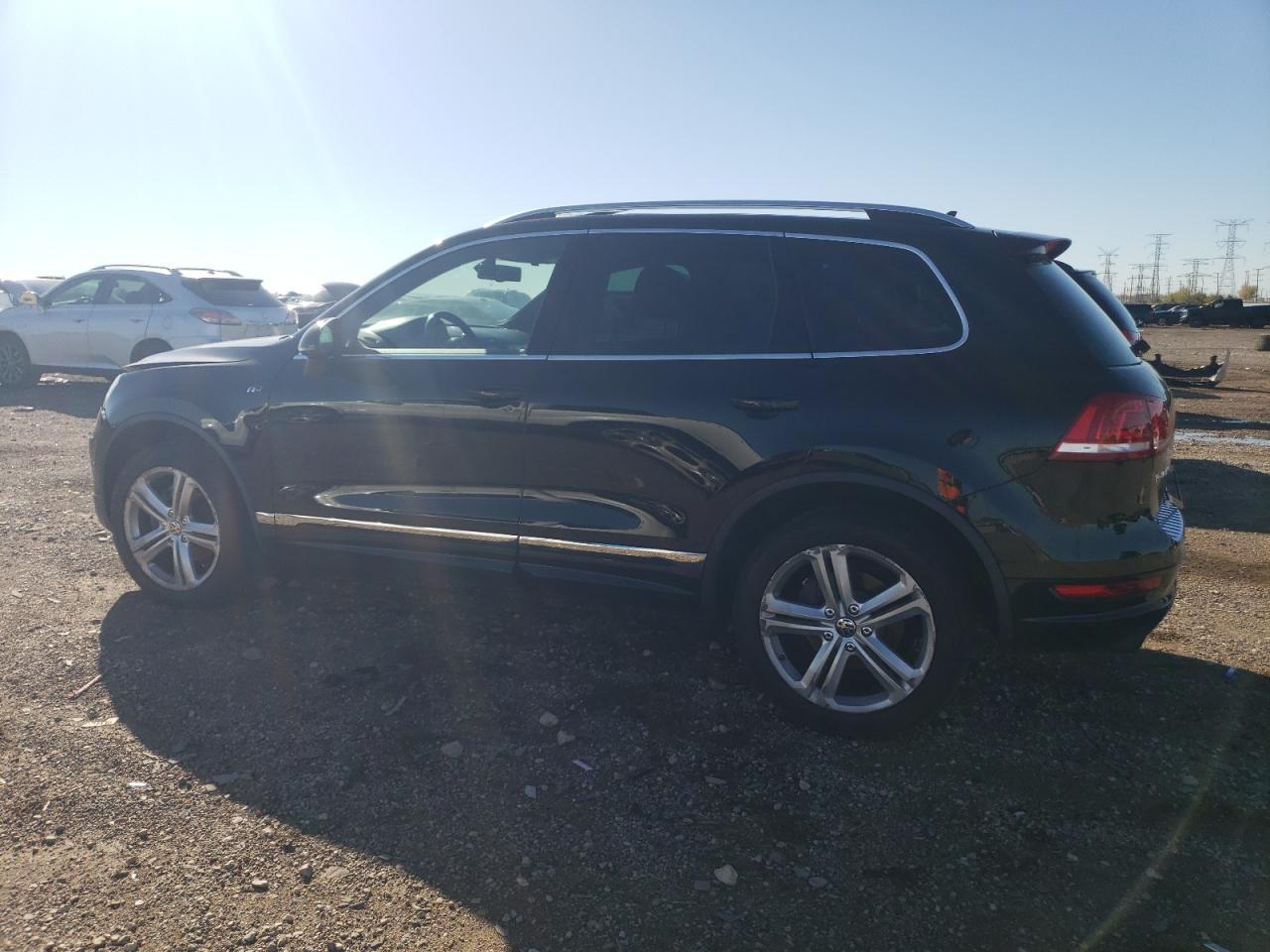 2014 Volkswagen Touareg V6 - Фото 2