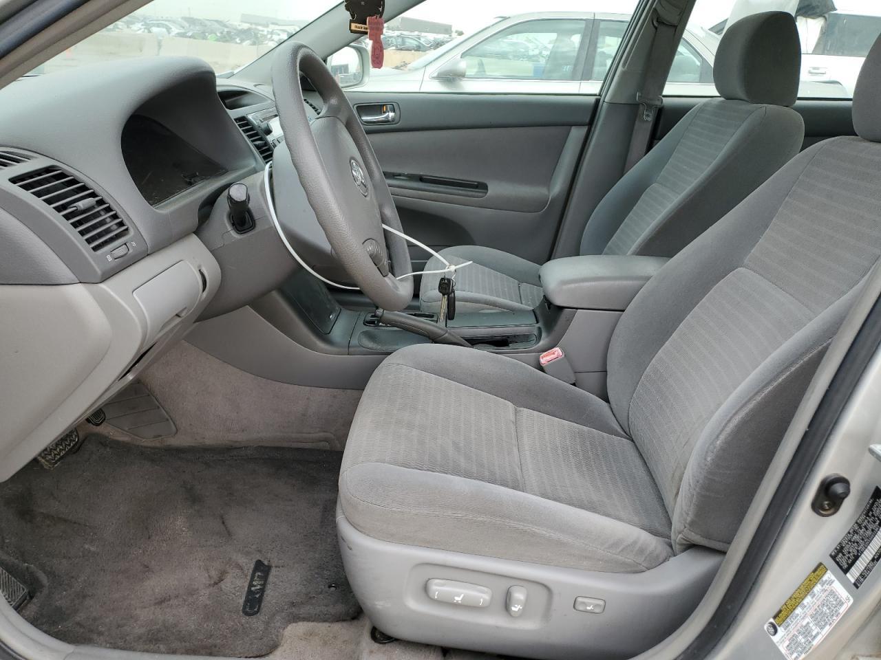 2005 Toyota Camry Le - Фото 7