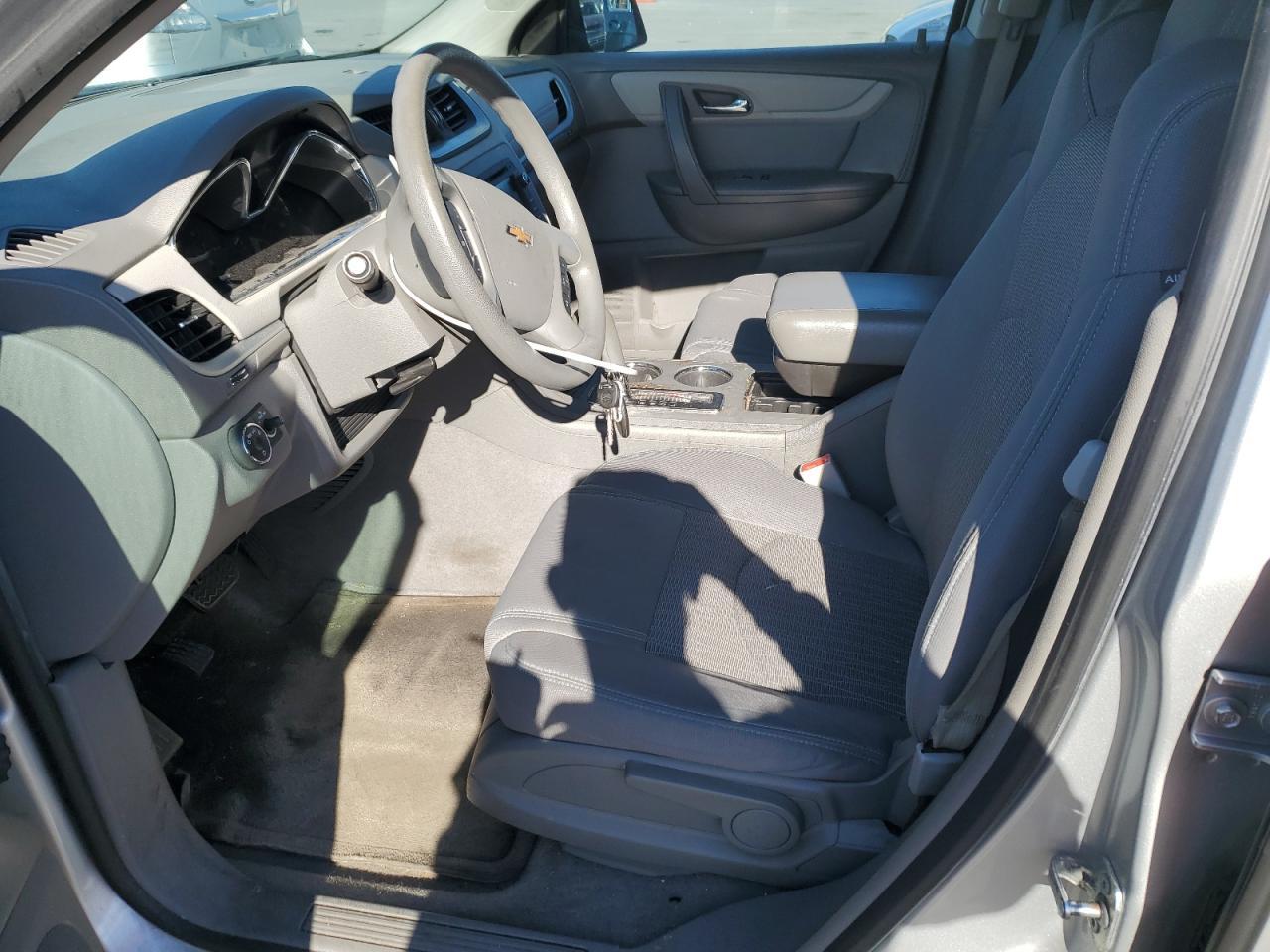 2016 Chevrolet Traverse Ls - Image 7