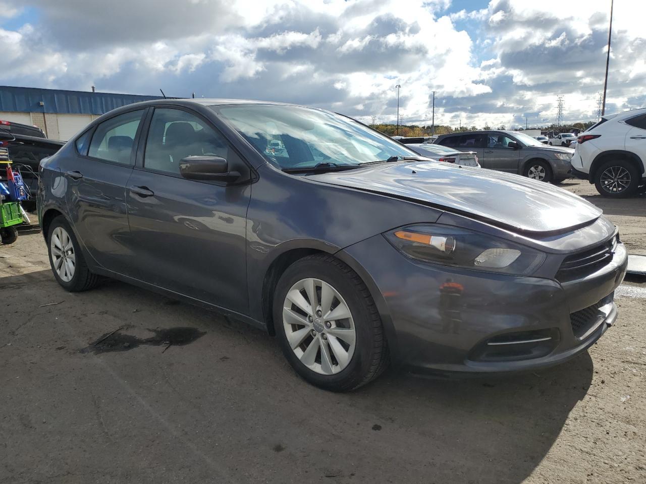 2014 Dodge Dart Sxt - Image 4