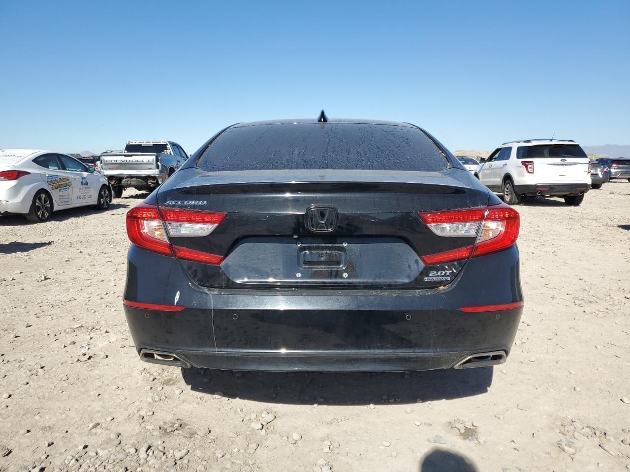 2018 Honda Accord Touring - Image 6