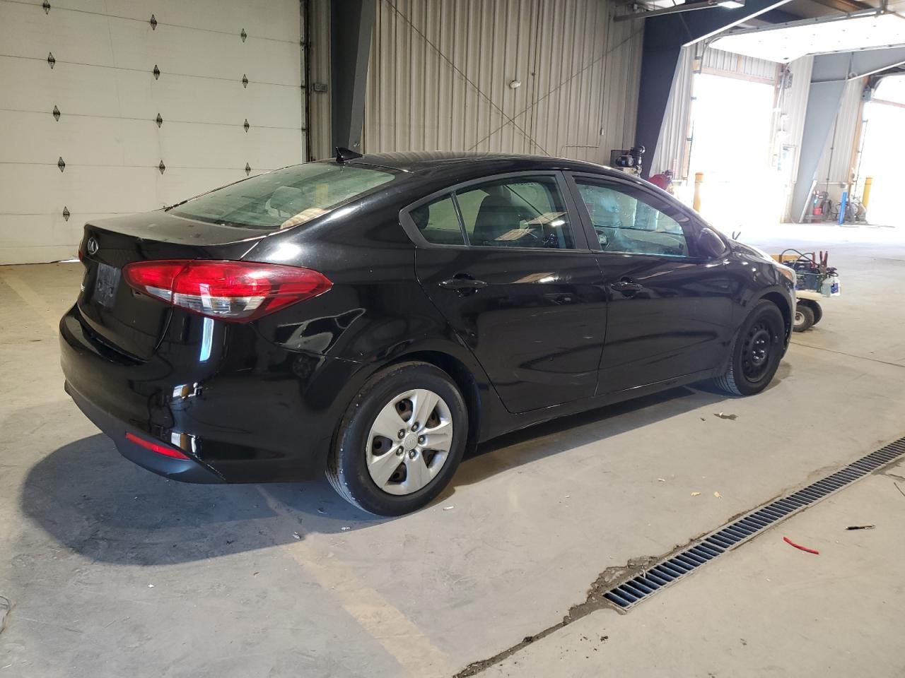 2017 Kia Forte Lx - Фото 3