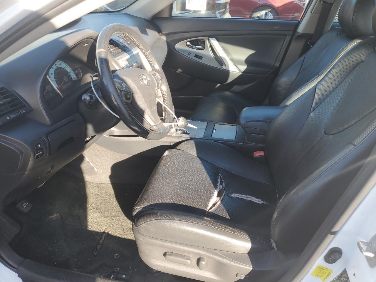 2011 Toyota Camry Se - Фото 7