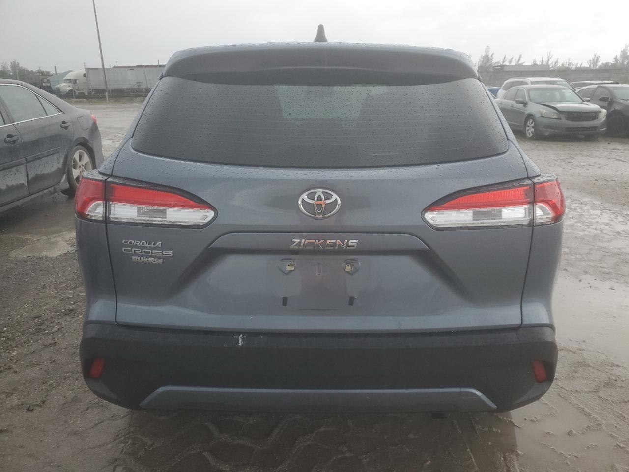 2023 Toyota Corolla Cross L - Фото 6