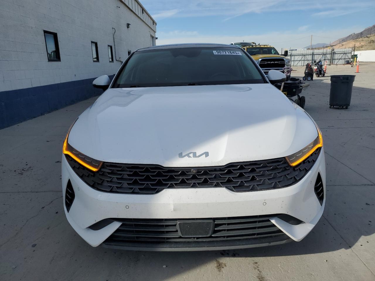 2022 Kia K5 Ex - Image 5