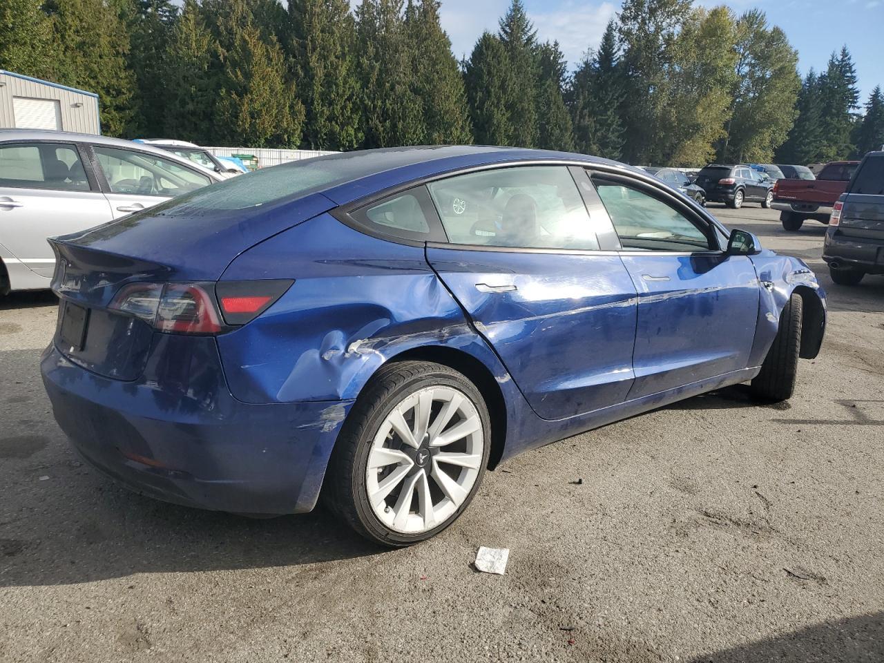 2022 Tesla Model 3 - Фото 3