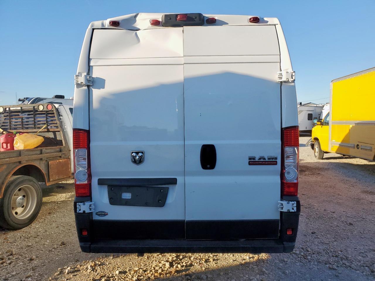 2021 Ram Promaster 3500 Delivery Van - Фото 6