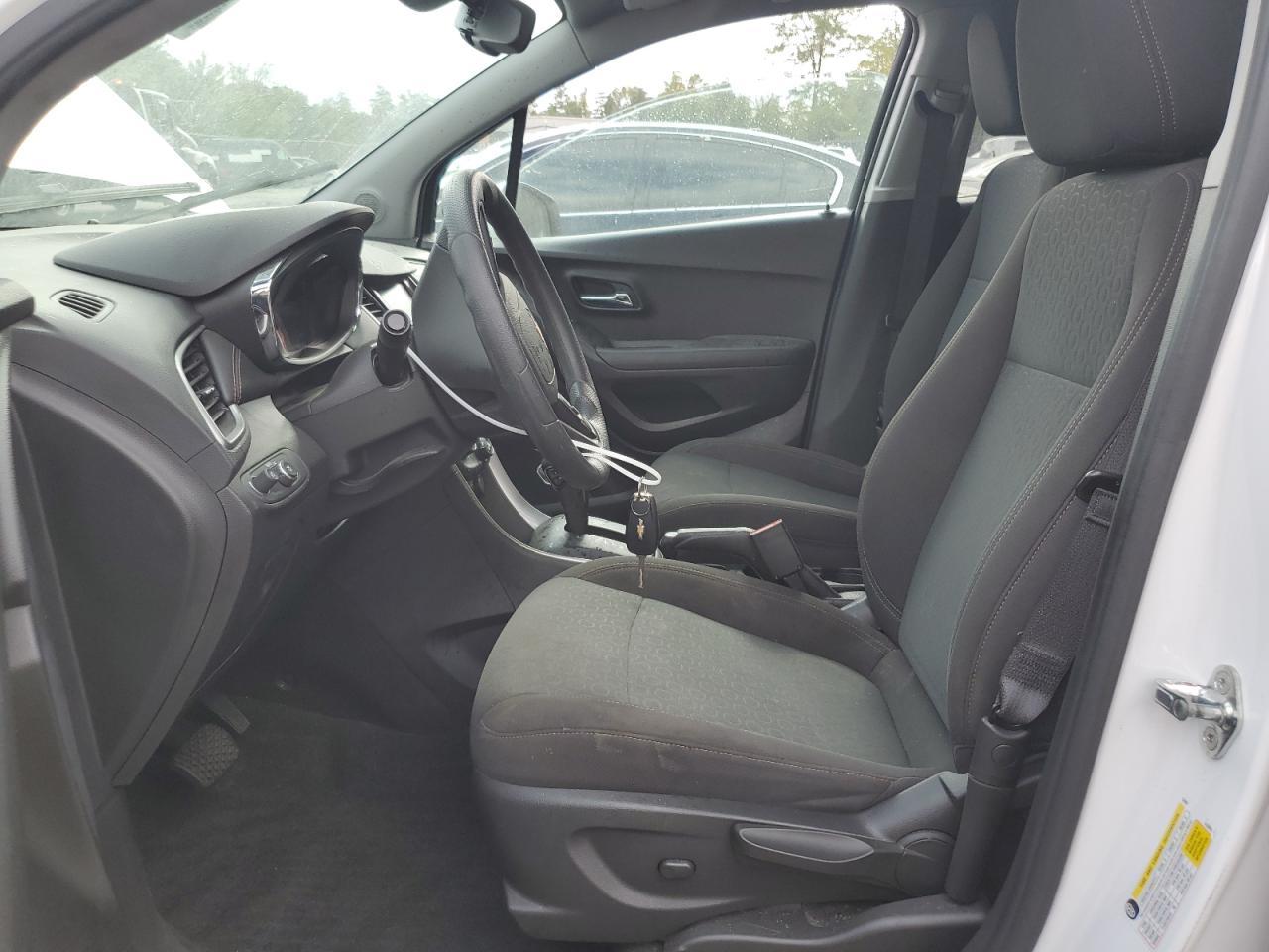2020 Chevrolet Trax Ls - Image 7