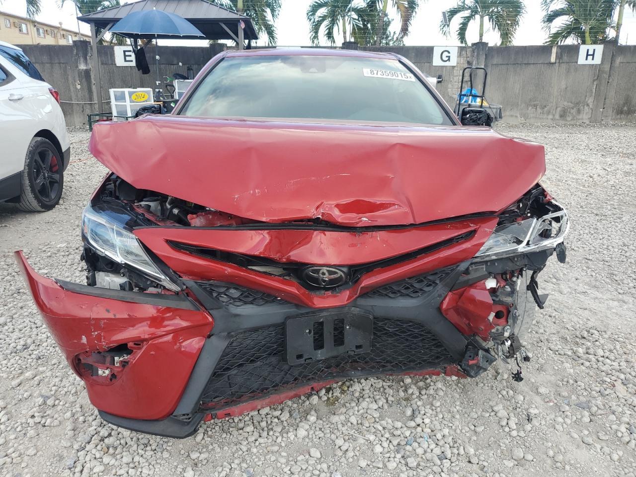 2020 Toyota Camry Se - Image 5