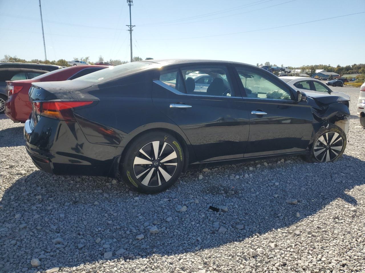 2019 Nissan Altima Sv - Image 3