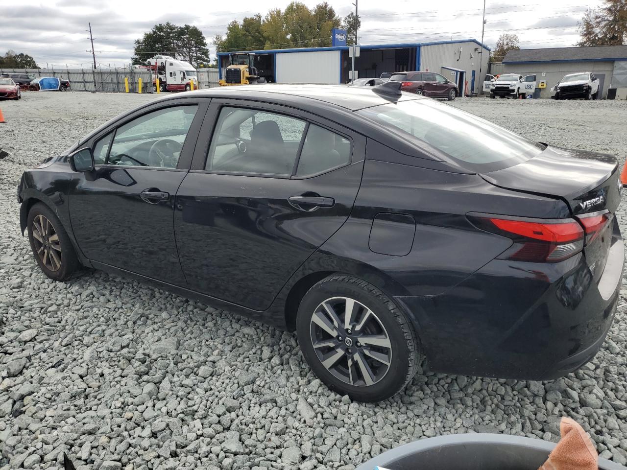 2021 Nissan Versa Sv - Фото 2