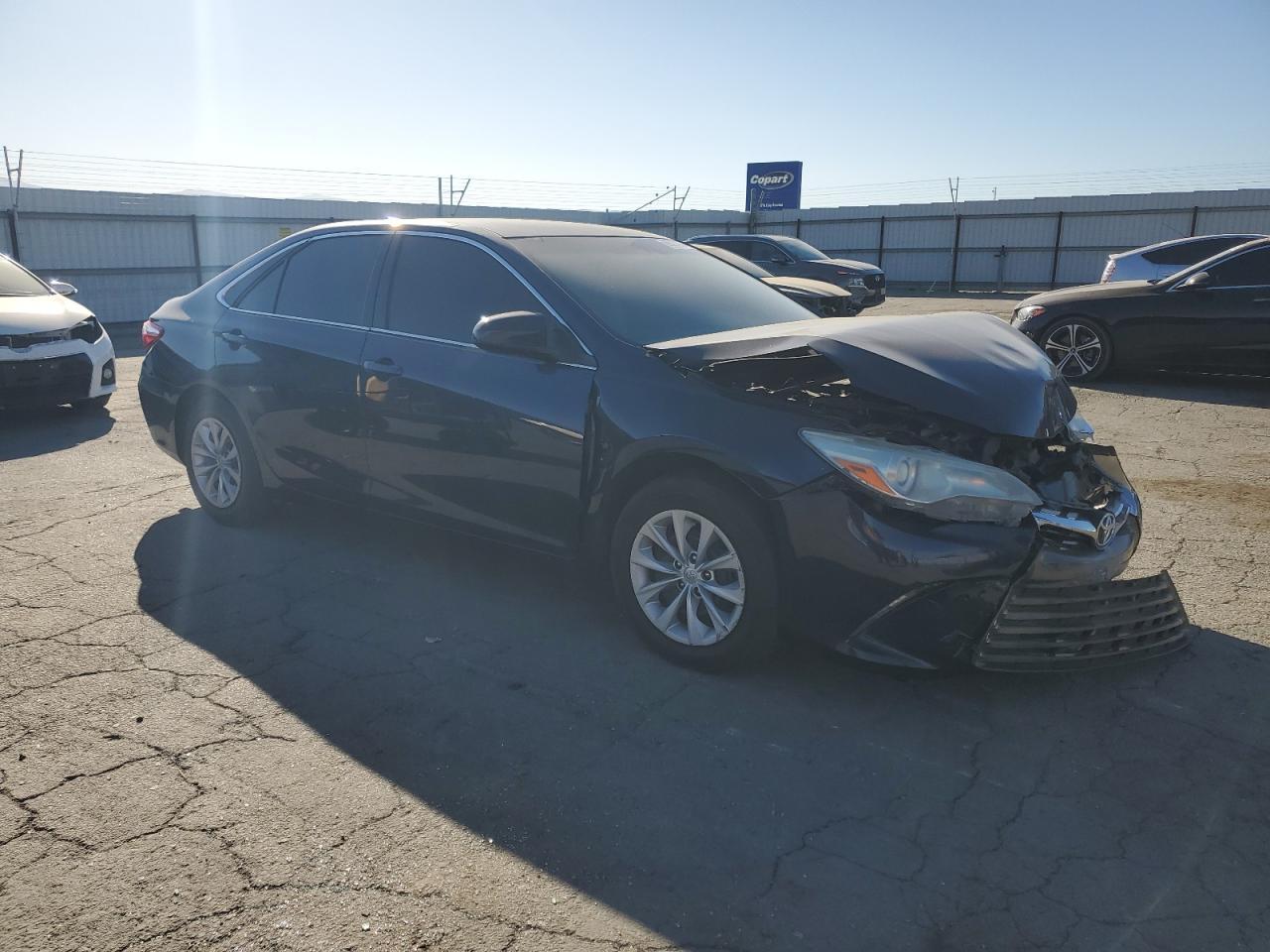 2017 Toyota Camry Le - Фото 4