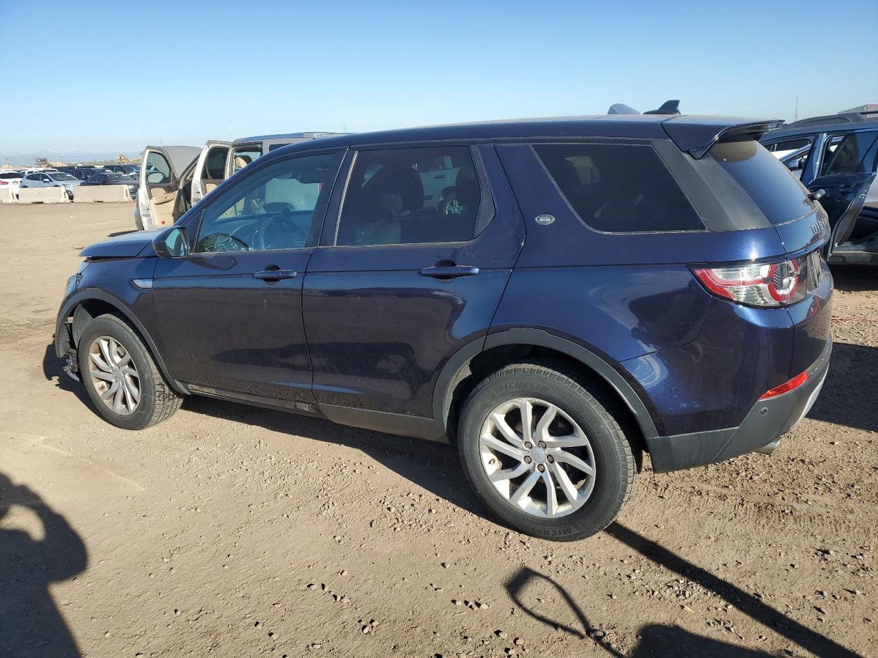 2016 Land Rover Discovery Sport Hse - Image 2