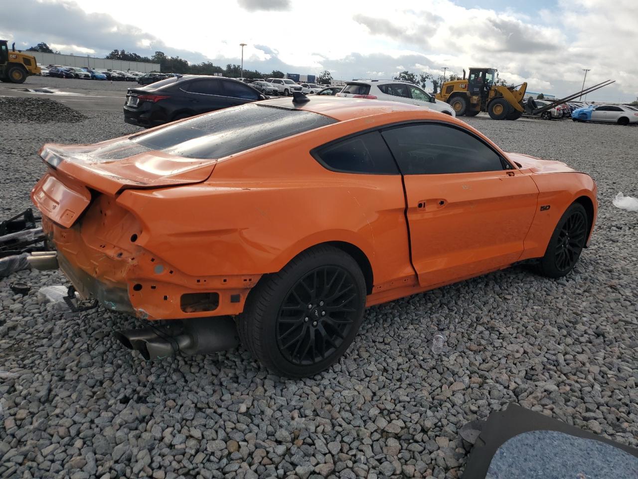2021 Ford Mustang Gt - Image 3