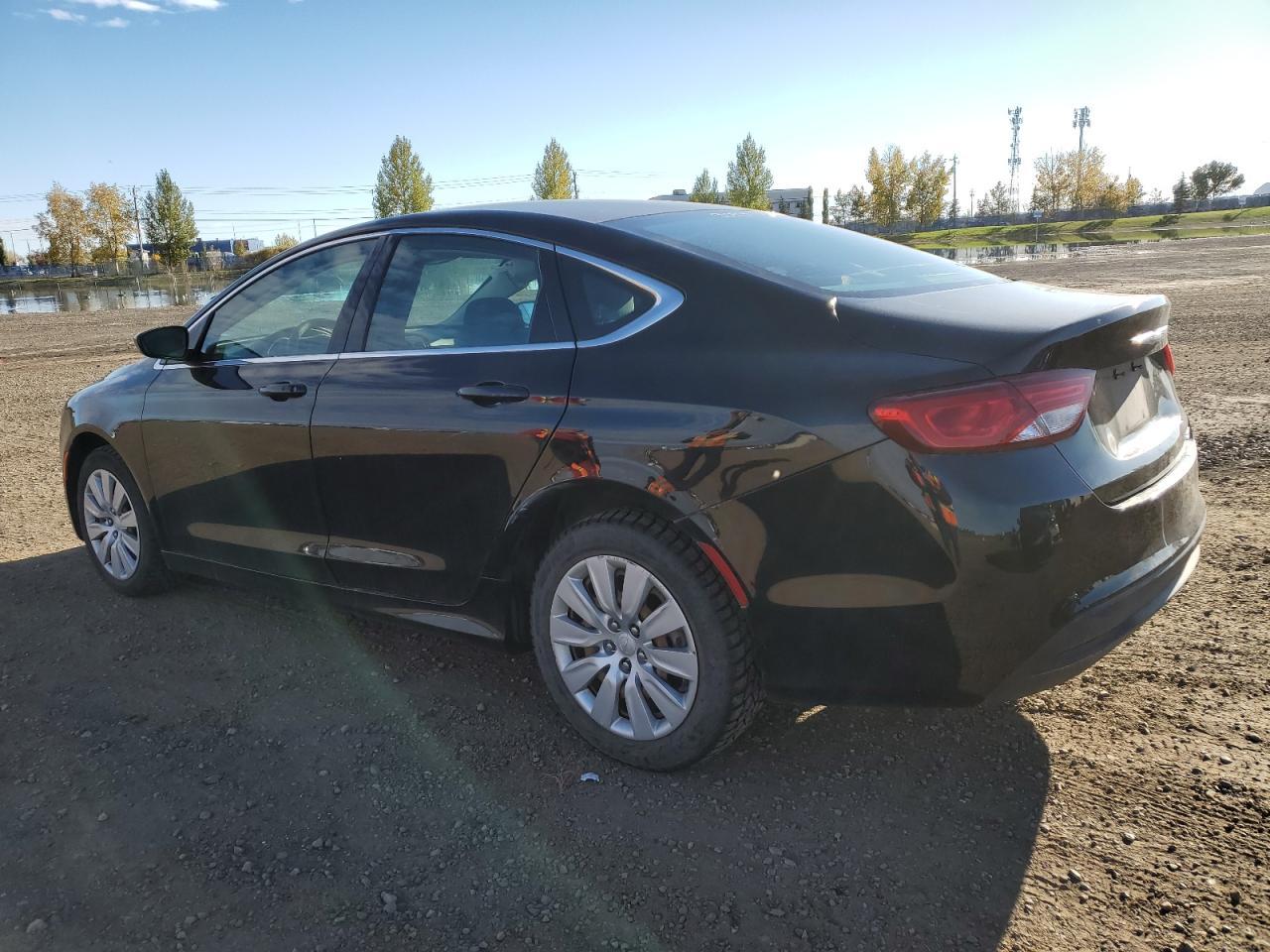 2016 Chrysler 200 Lx - Image 2