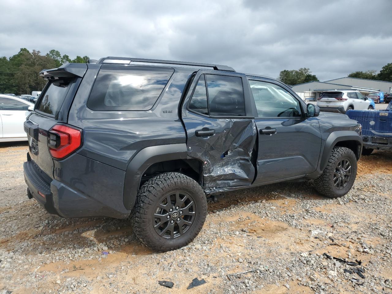 2025 Toyota 4Runner Sr5 - Image 3