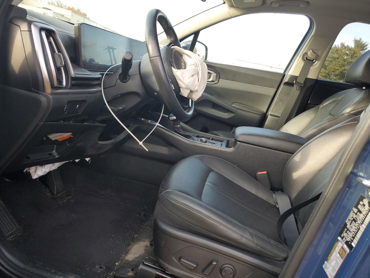 2025 Kia Sorento S - Фото 7