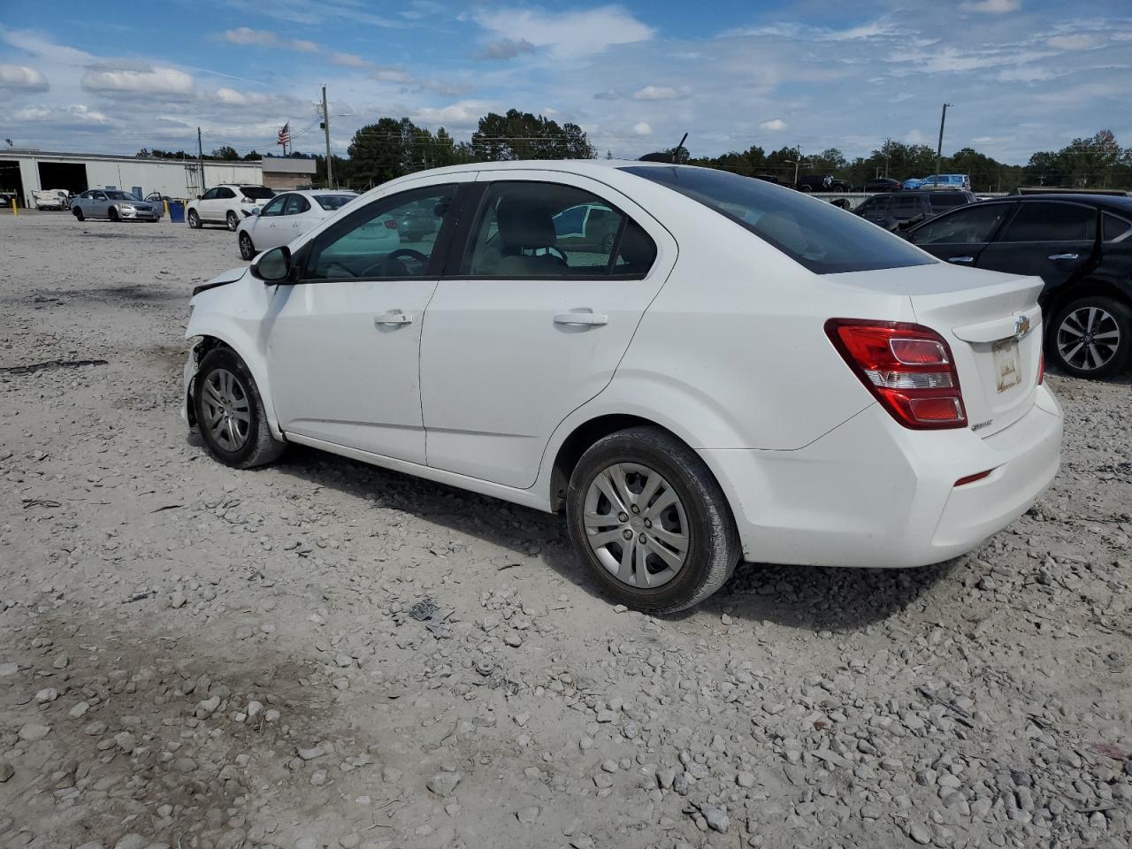 2018 Chevrolet Sonic Ls - Image 2