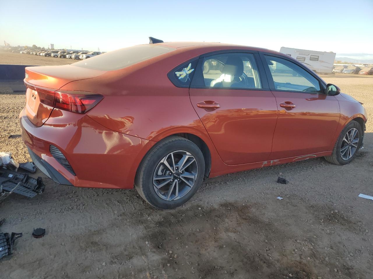 2023 Kia Forte Lx - Фото 3