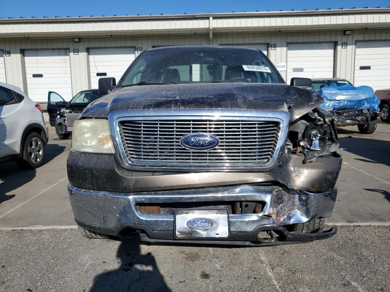 2008 Ford F150 - Image 5