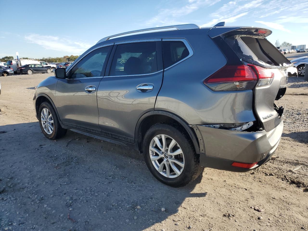 2019 Nissan Rogue S - Фото 2