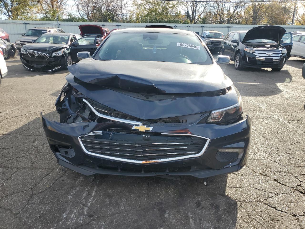 2017 Chevrolet Malibu Lt - Фото 5