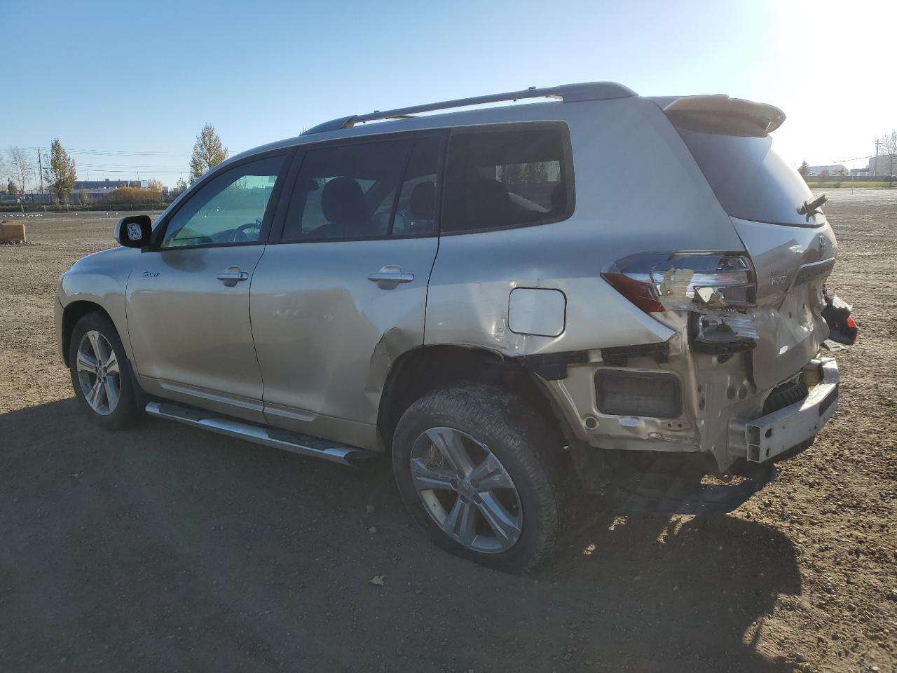 2008 Toyota Highlander Sport - Image 2