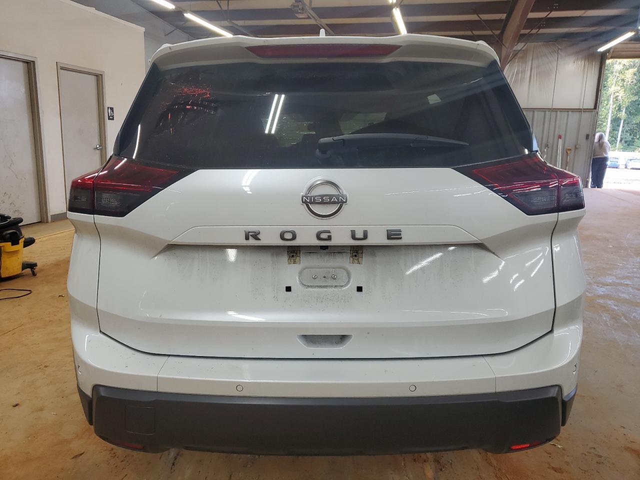 2025 Nissan Rogue Sv - Фото 6
