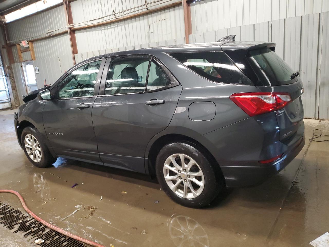 2020 Chevrolet Equinox Ls - Фото 2
