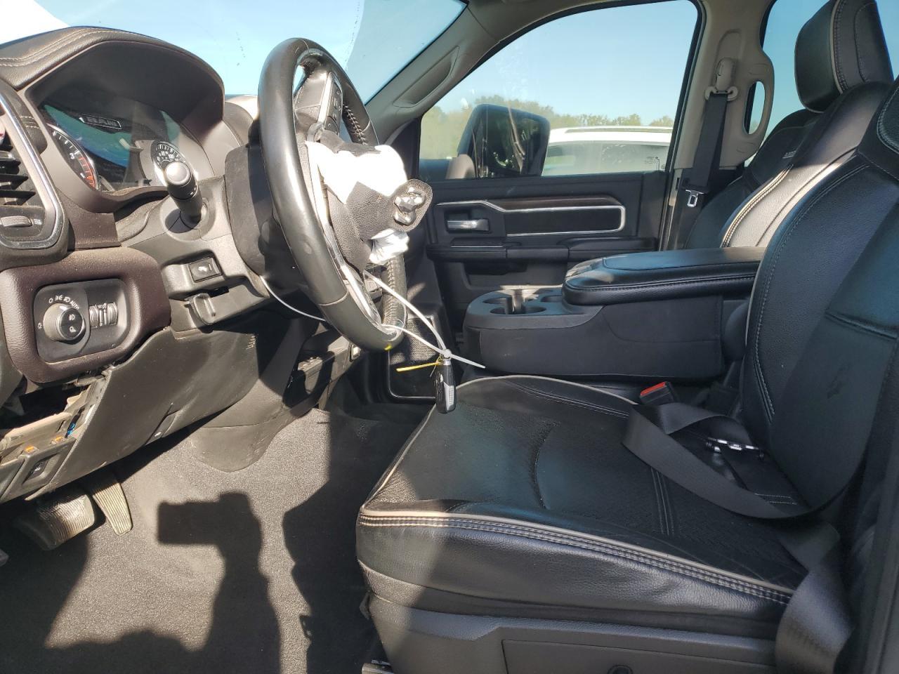 2023 Ram 2500 Laramie - Фото 7