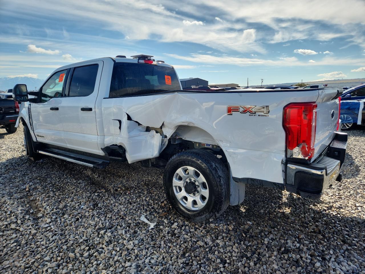 2023 Ford F350 Super Duty - Фото 2