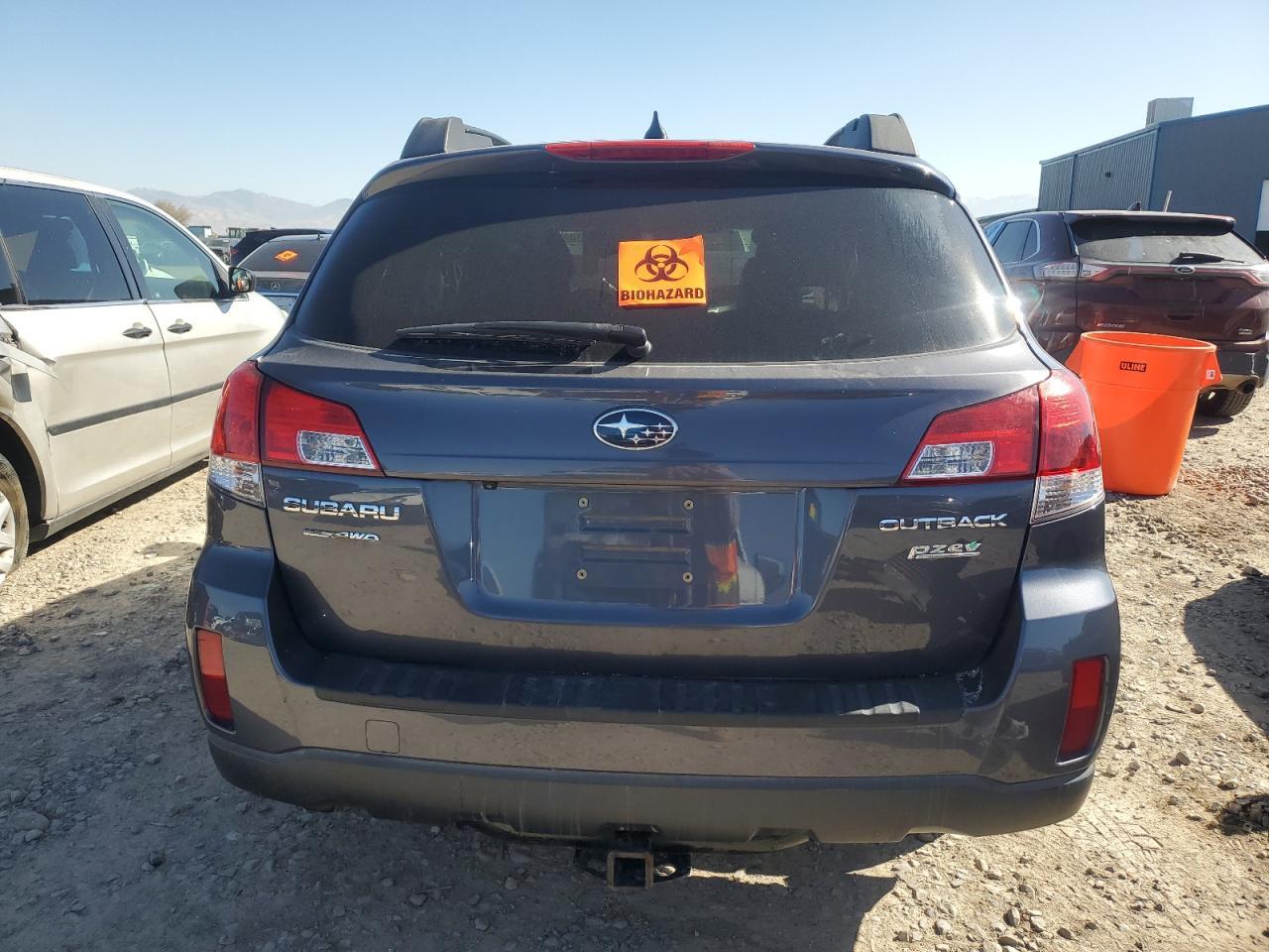 2014 Subaru Outback 2.5I Limited - Image 6