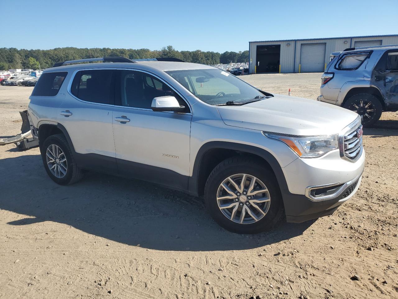 2017 GMC Acadia Sle - Image 4