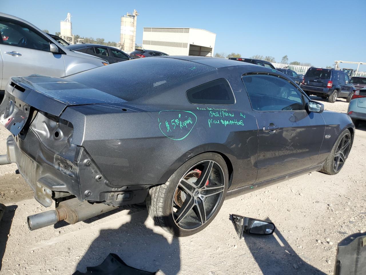 2013 Ford Mustang Gt - Фото 3
