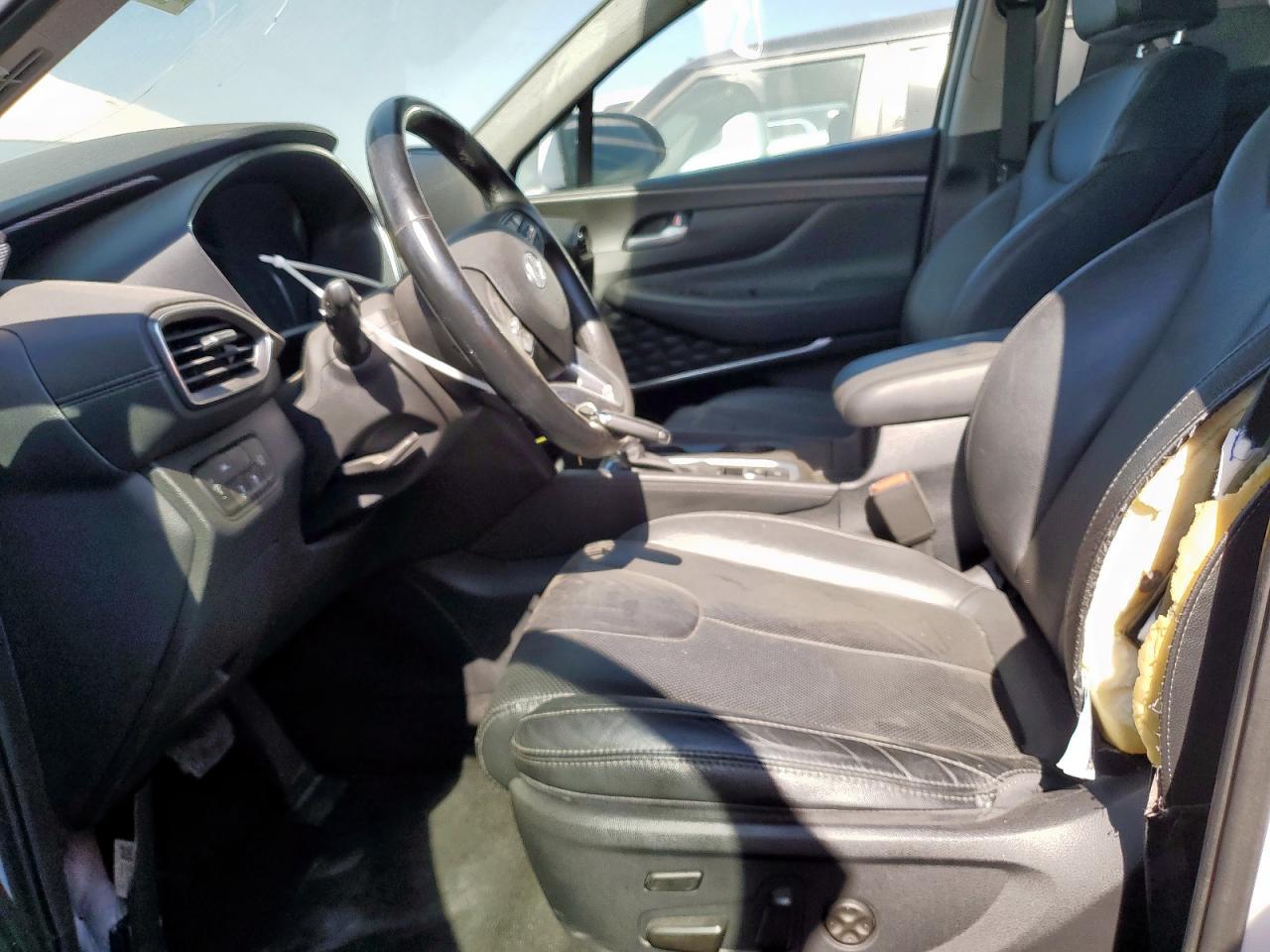 2020 Hyundai Santa Fe Limited - Image 7