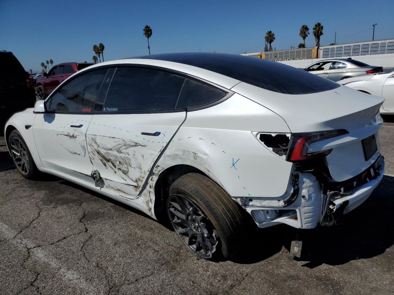 2025 Tesla Model 3 - Image 2