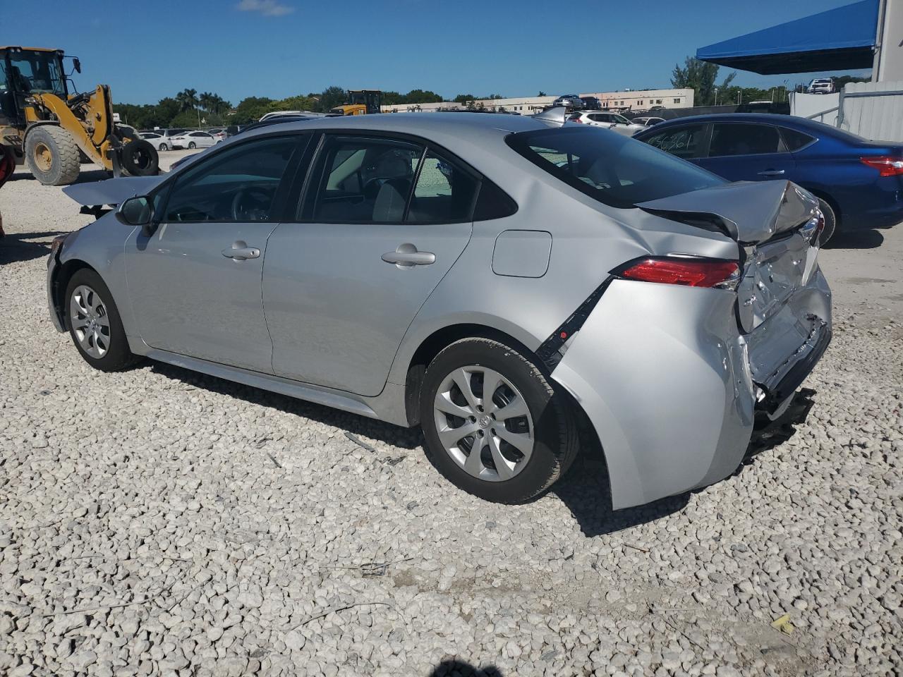 2022 Toyota Corolla Le - Image 2