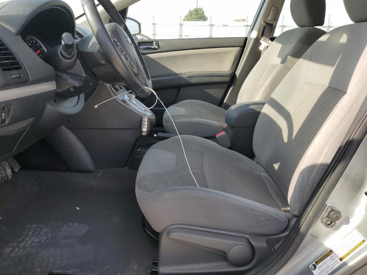 2012 Nissan Sentra 2.0 - Image 7
