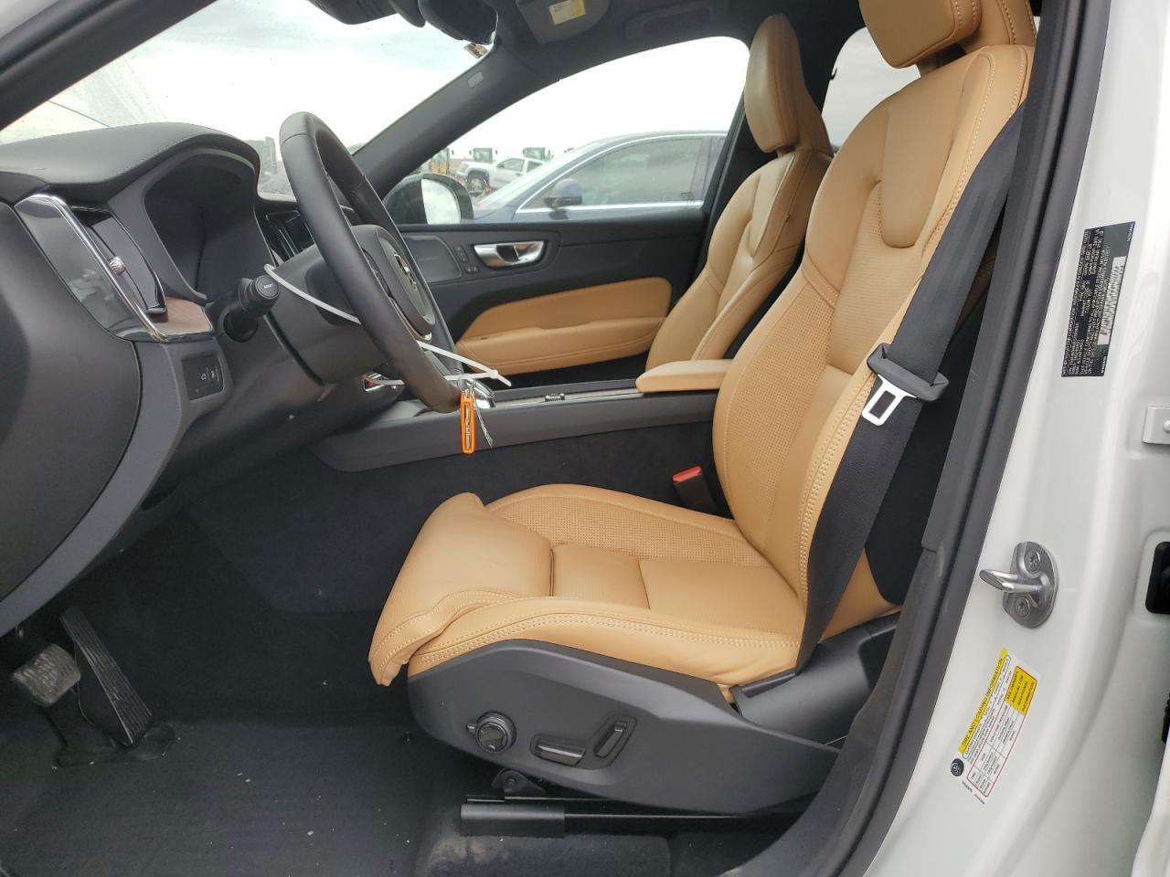 2025 Volvo Xc60 Ultra - Фото 7