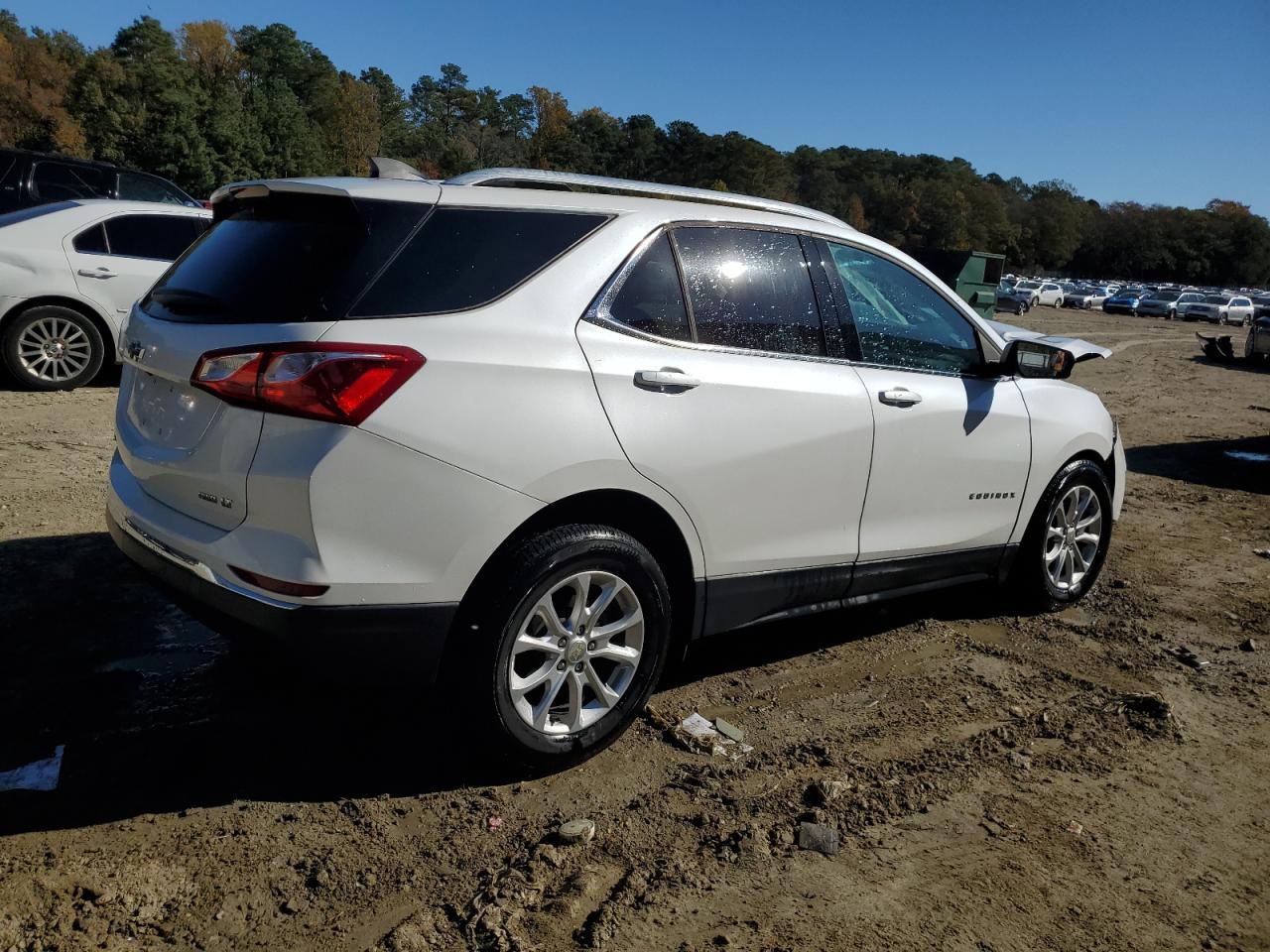 2020 Chevrolet Equinox Lt - Image 3