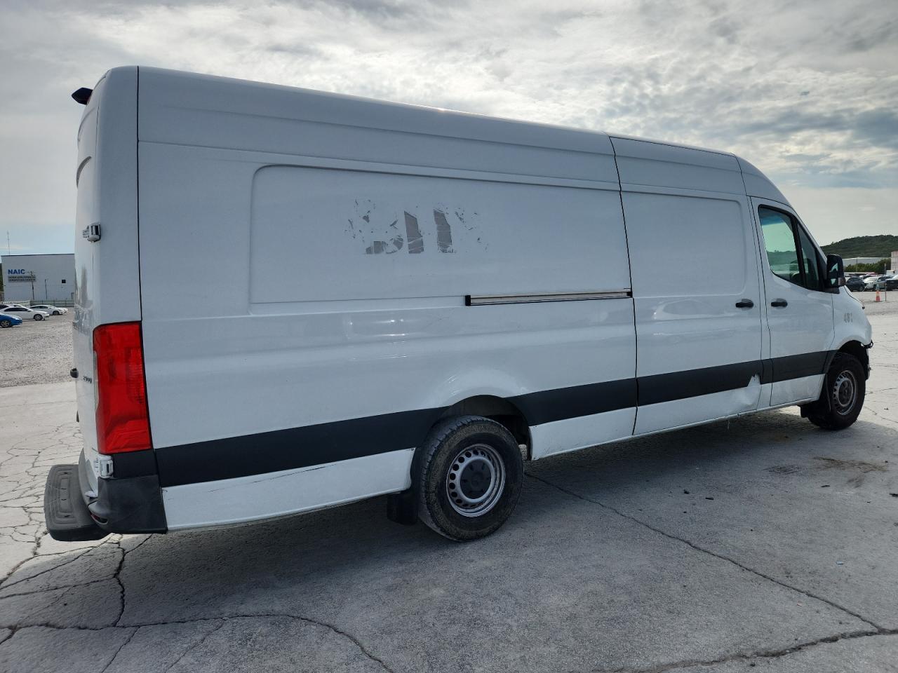 2022 Mercedes-Benz Sprinter 2500 - Image 3