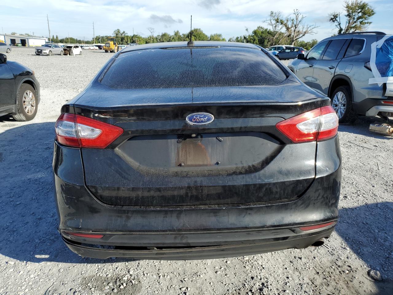 2015 Ford Fusion Se - Фото 6