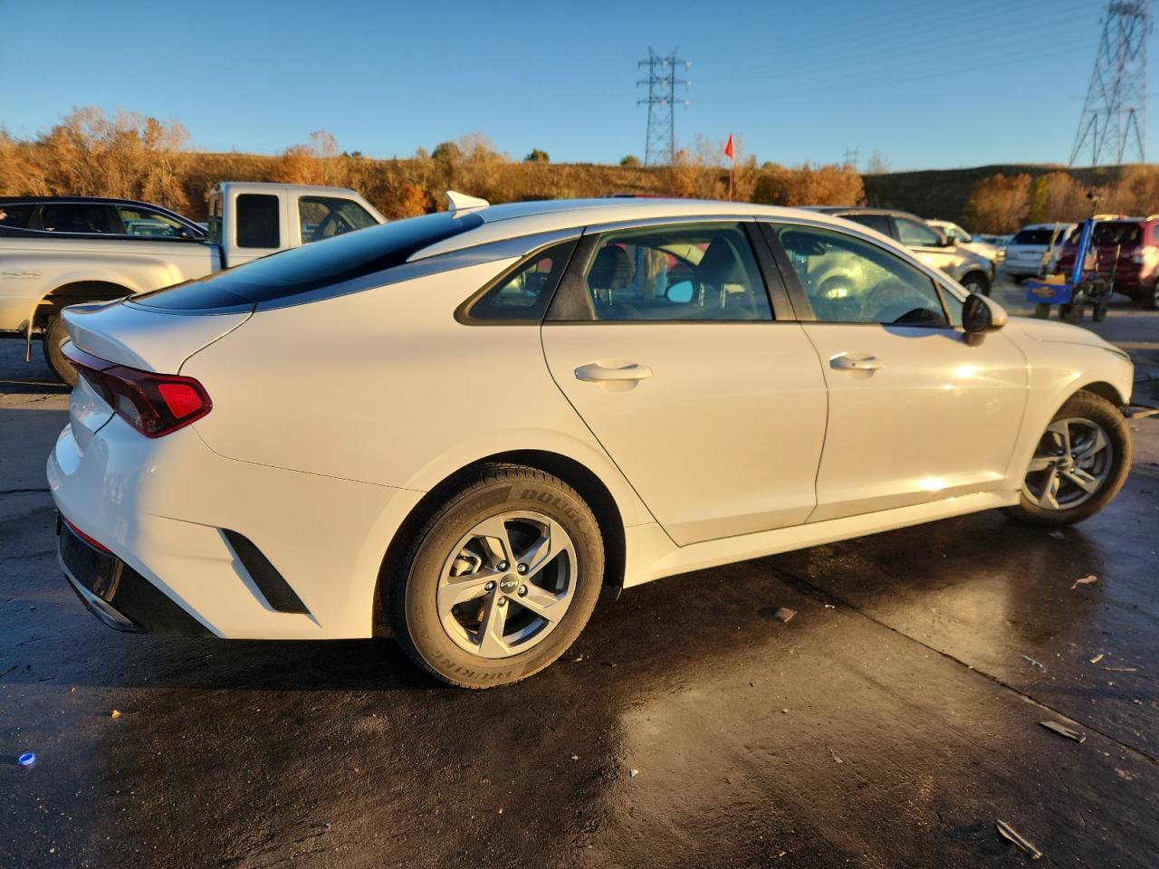 2022 Kia K5 Lxs - Фото 3