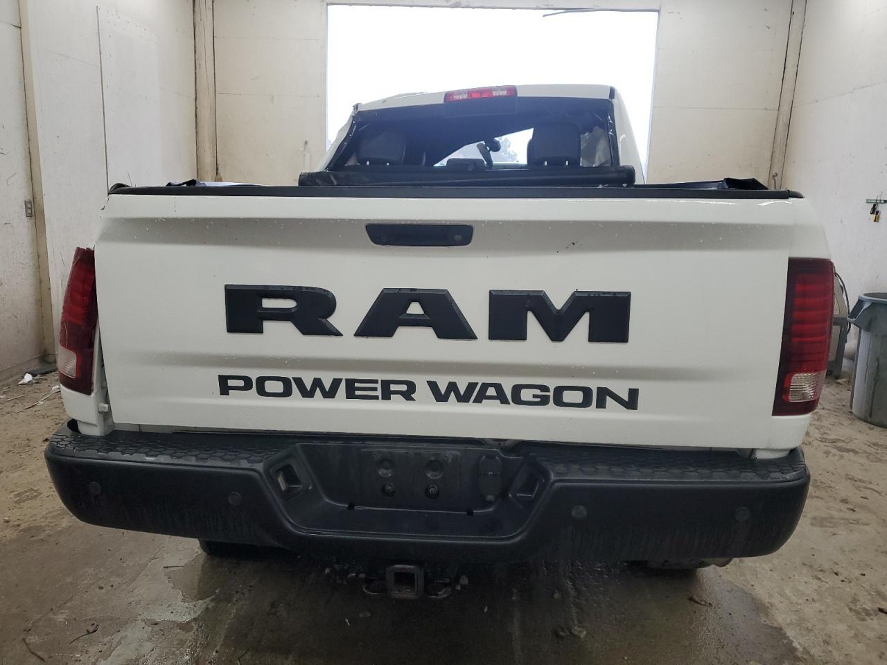 2017 Ram 2500 Powerwagon - Фото 6